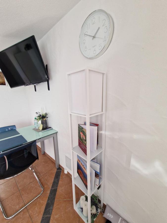 Ferienwohnung Am Sonnigen Haimberg 풀다 외부 사진